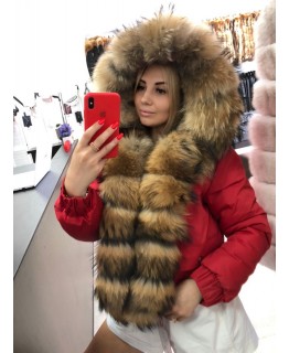 Красный бомбер с мехой енота арт. 3280