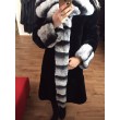 Шуба из бобрика с комбинированным мехом по бортикам арт. 778 - фото 4