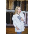 Короткий вуалевый жилет из меха песца на крючках арт. 1374 - фото 3